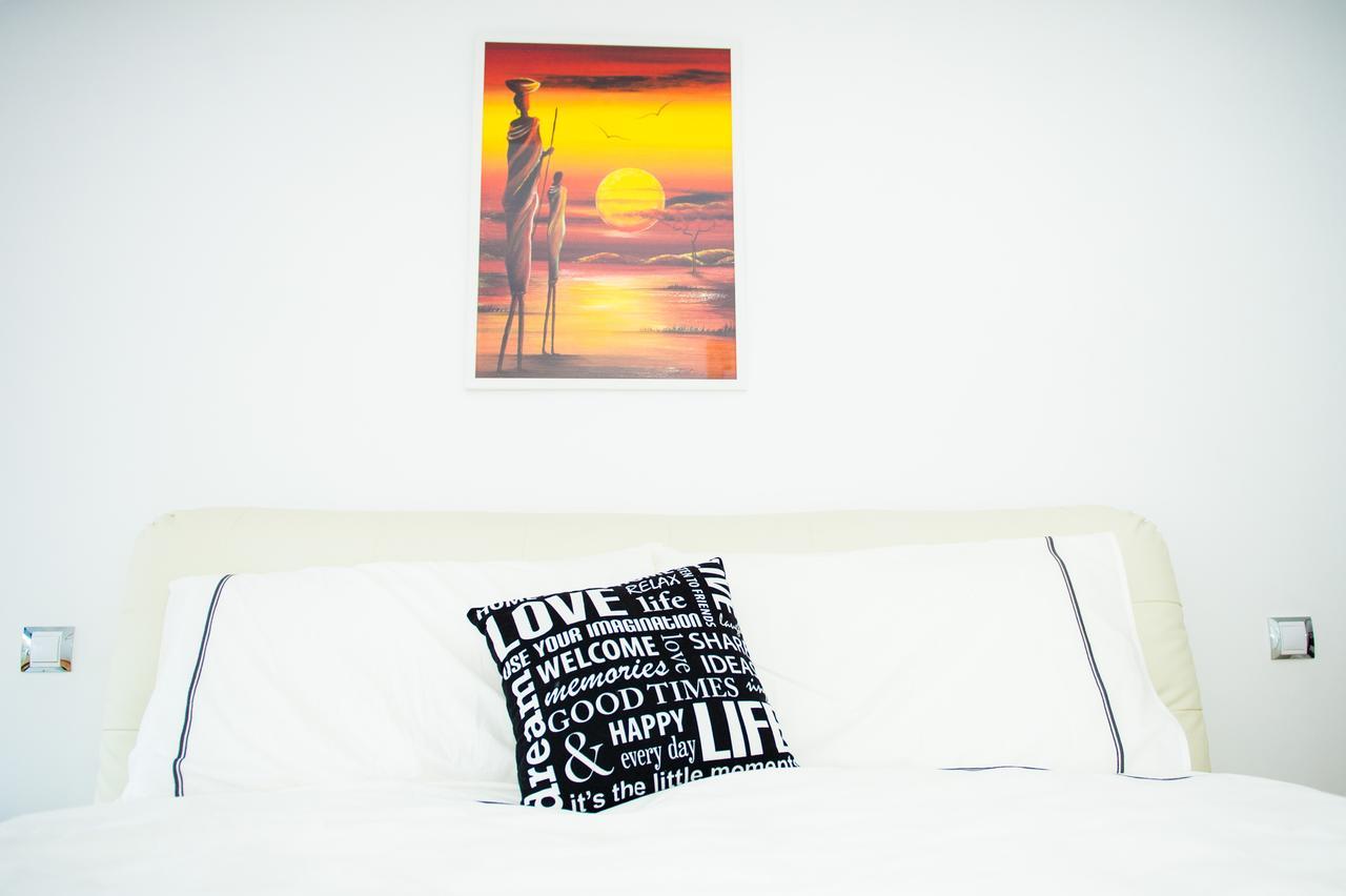 White Dream Suites Iasi Eksteriør bilde
