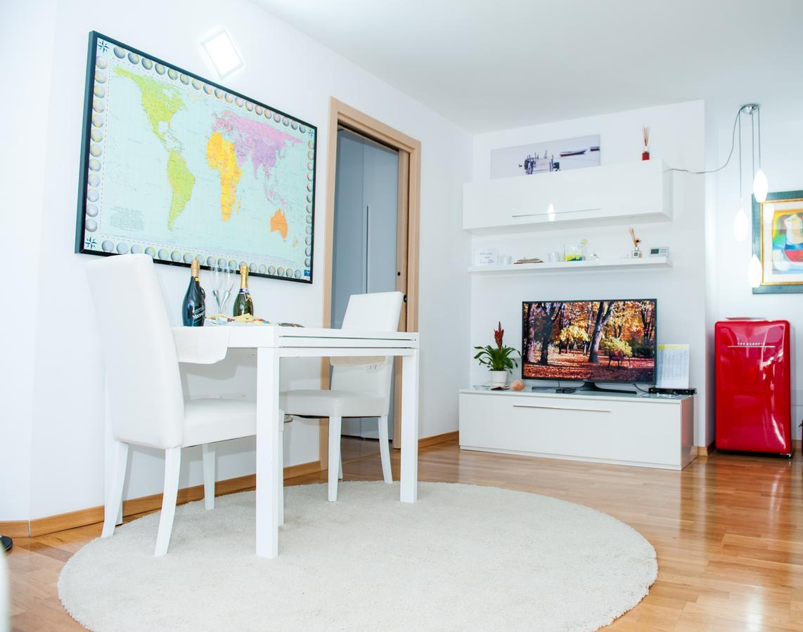 White Dream Suites Iasi Eksteriør bilde