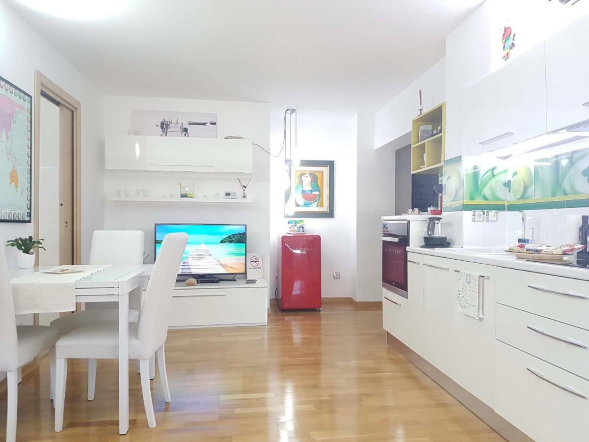 White Dream Suites Iasi Eksteriør bilde